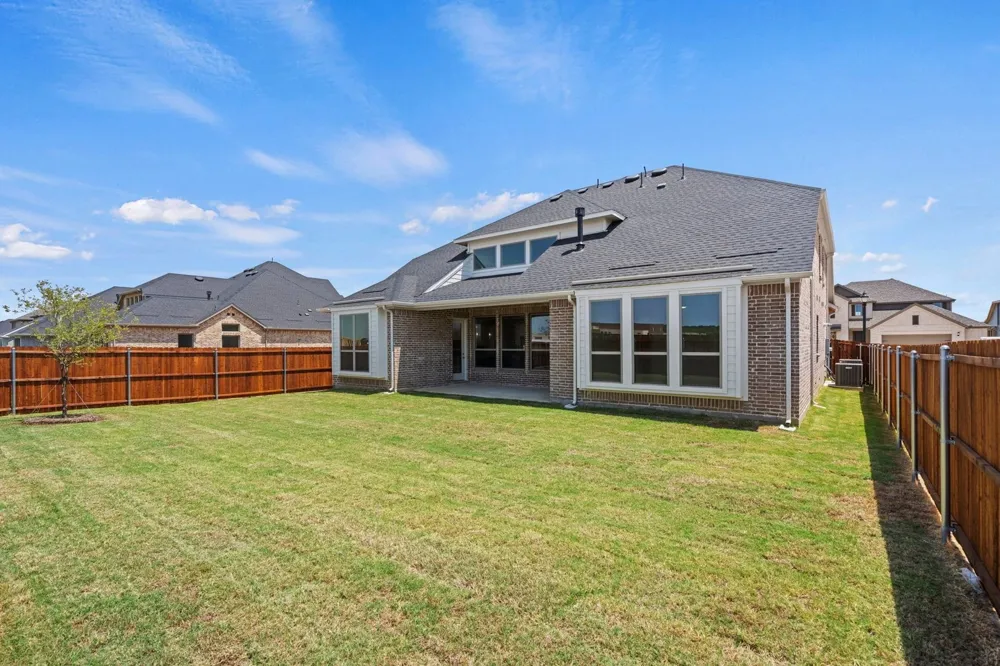 1733 Monarch Haven Way Oak Point, TX 75068