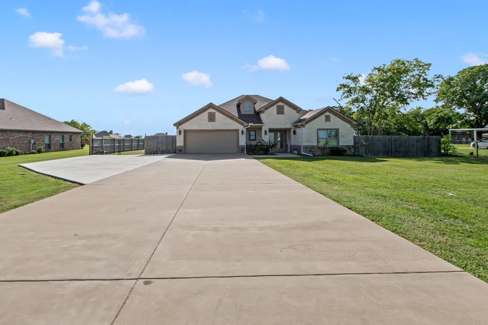 17791 Fm 3080 Mabank, TX 75147