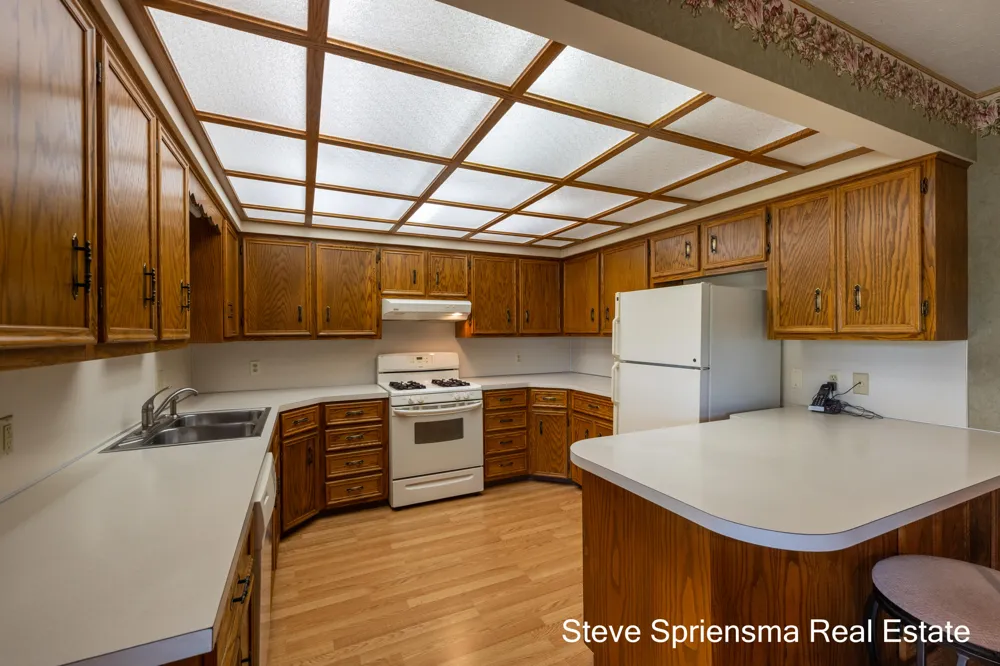 2889 S Wentward Court Hudsonville, MI 49426
