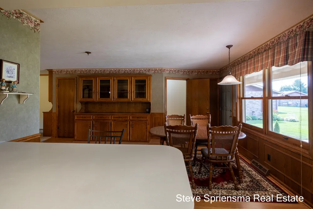 2889 S Wentward Court Hudsonville, MI 49426