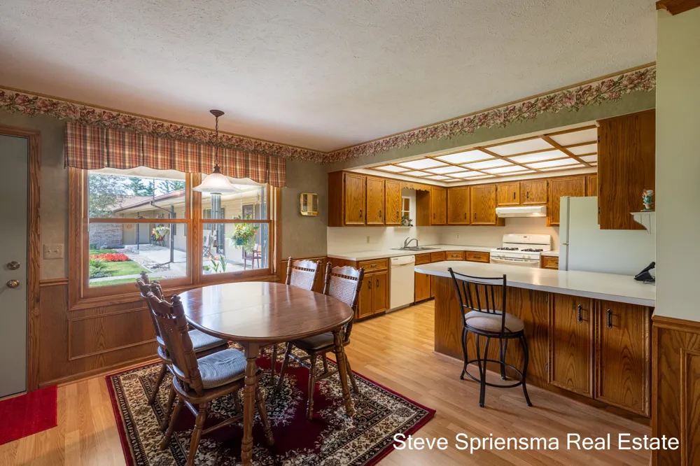 2889 S Wentward Court Hudsonville, MI 49426