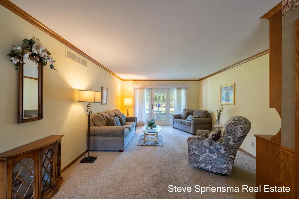 2889 S Wentward Court Hudsonville, MI 49426