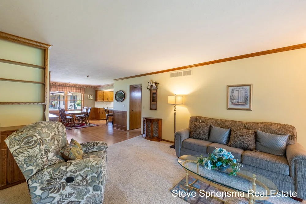 2889 S Wentward Court Hudsonville, MI 49426