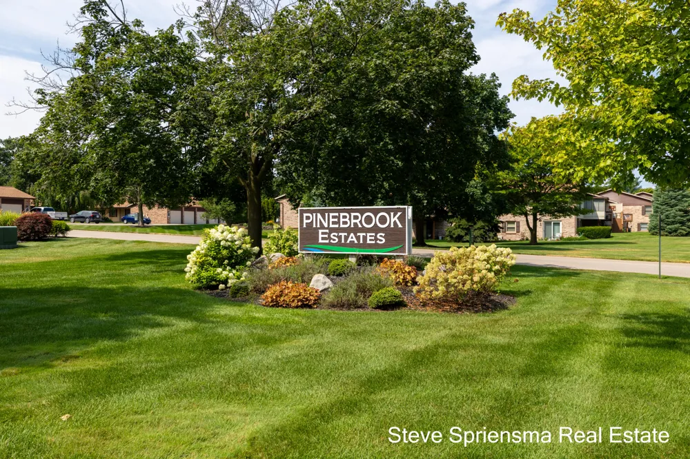 2889 S Wentward Court Hudsonville, MI 49426