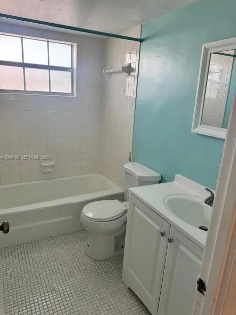 4140 NW 44th Ave #413 Lauderdale Lakes, FL 33319