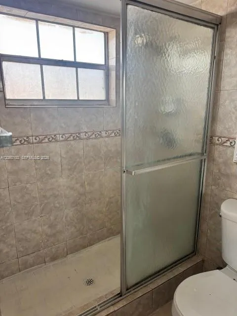 4140 NW 44th Ave #413 Lauderdale Lakes, FL 33319