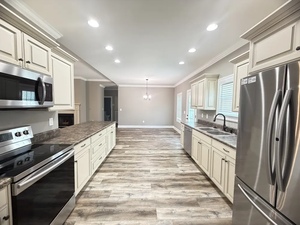 389 Colonial Dr Winchester, TN 37398