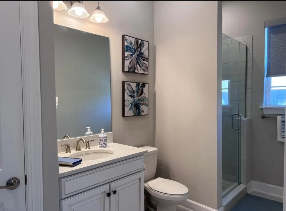 5569 CANNES CIRCLE Sarasota, FL 34231