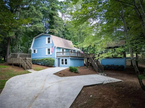 230 Flamingo Dr