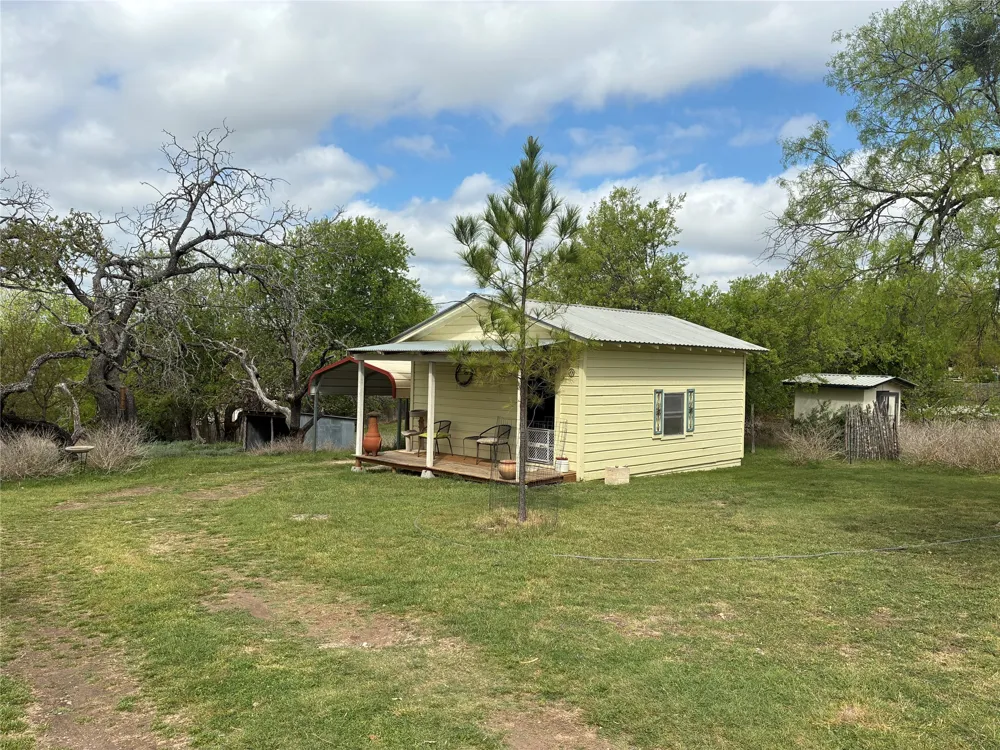408 S Porter Street Lampasas, TX 76550