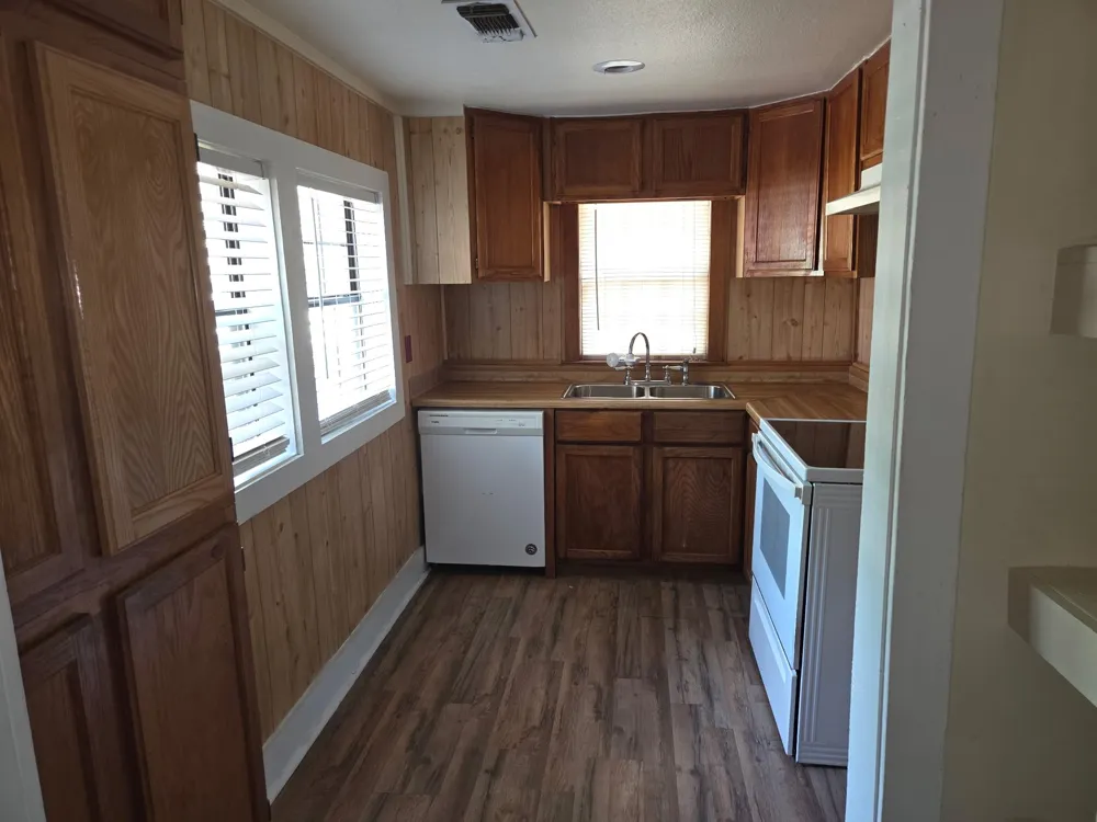 509 S Mill Street Cumby, TX 75433