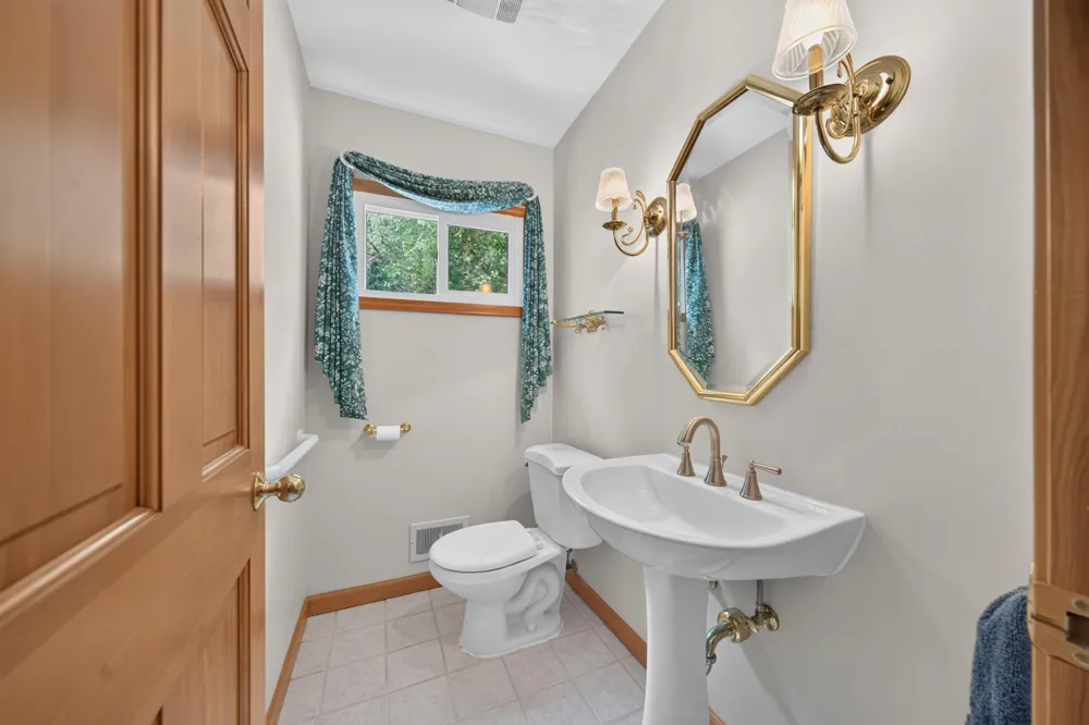 43646 Westridge Lane Northville, MI 48167