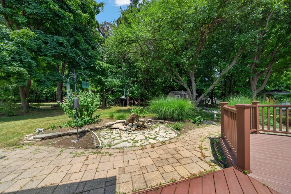 43646 Westridge Lane Northville, MI 48167