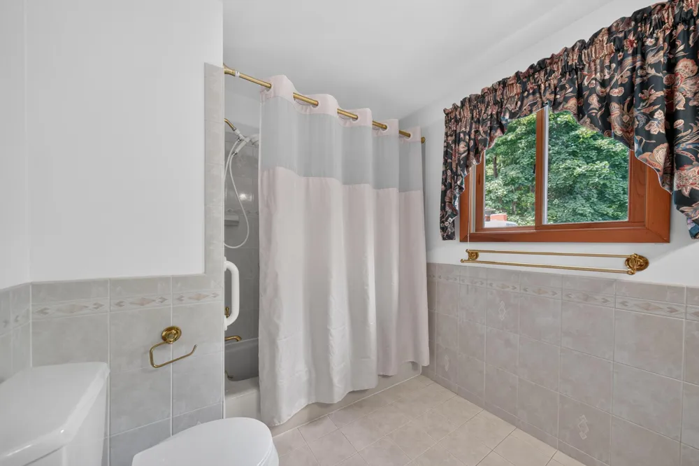 43646 Westridge Lane Northville, MI 48167