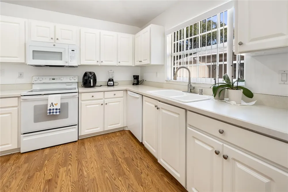 9 SHERRINGTON DRIVE Ormond Beach, FL 32174