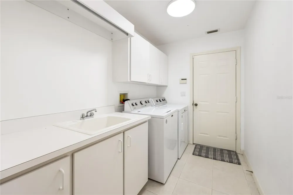9 SHERRINGTON DRIVE Ormond Beach, FL 32174