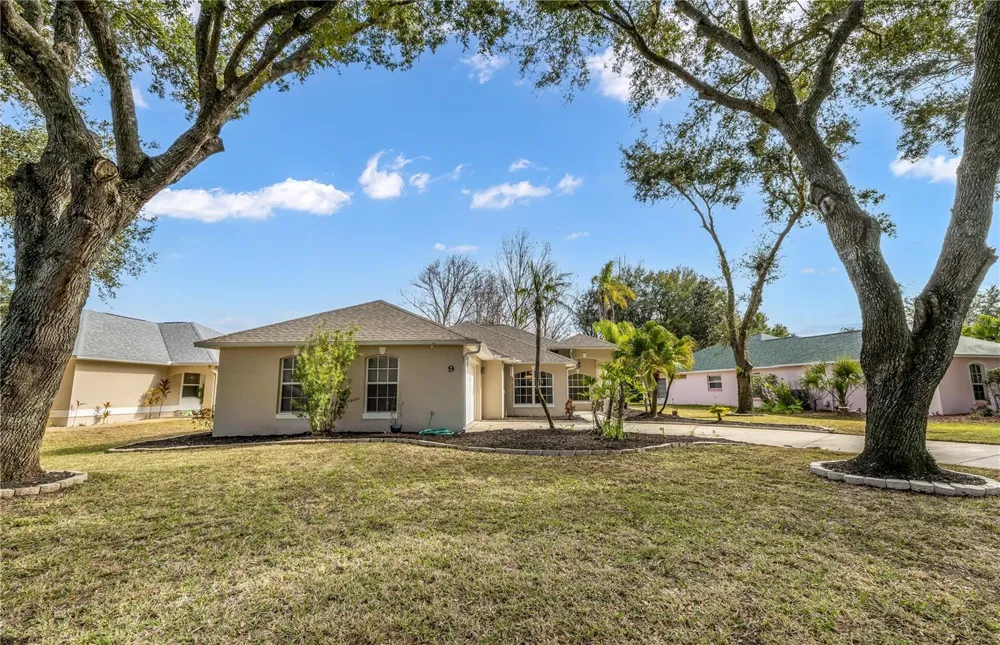 9 SHERRINGTON DRIVE Ormond Beach, FL 32174