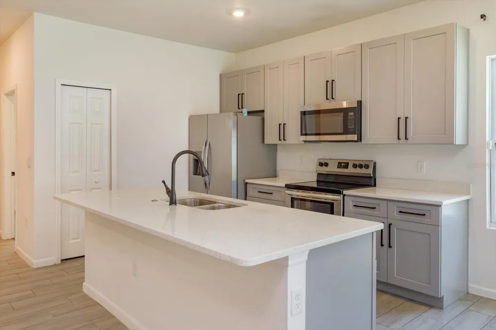 1022 36TH Orlando, FL 32805
