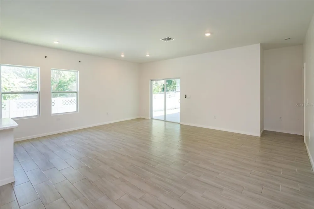 1022 36TH Orlando, FL 32805