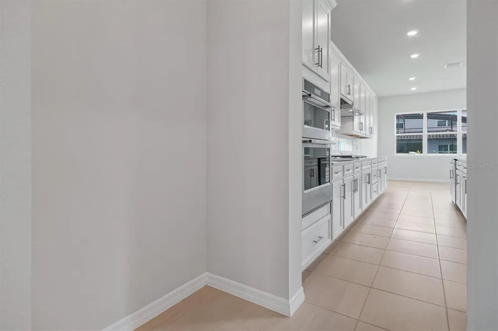 8399 PARK CLIFF WAY Orlando, FL 32836