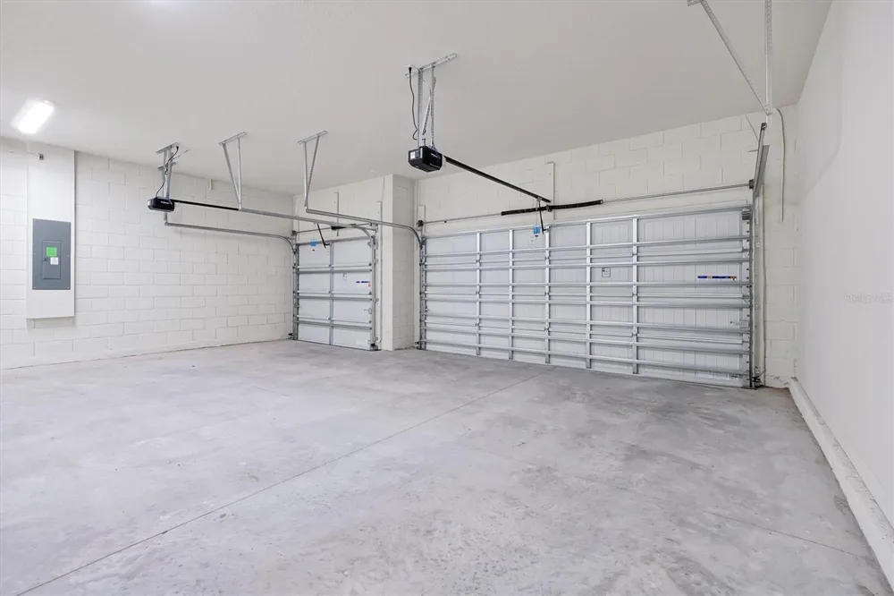 8399 PARK CLIFF WAY Orlando, FL 32836