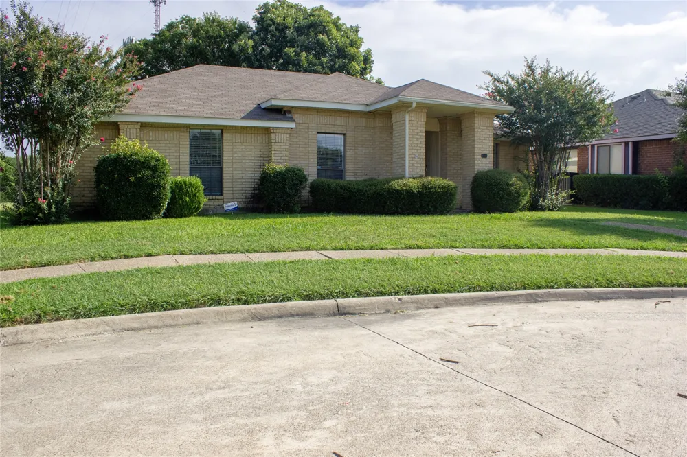 4505 Beaus Way Garland, TX 75043