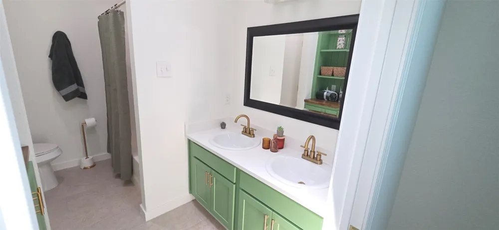 4505 Beaus Way Garland, TX 75043