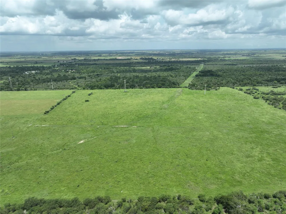 Lisa Mae Road Bellville, TX 77418