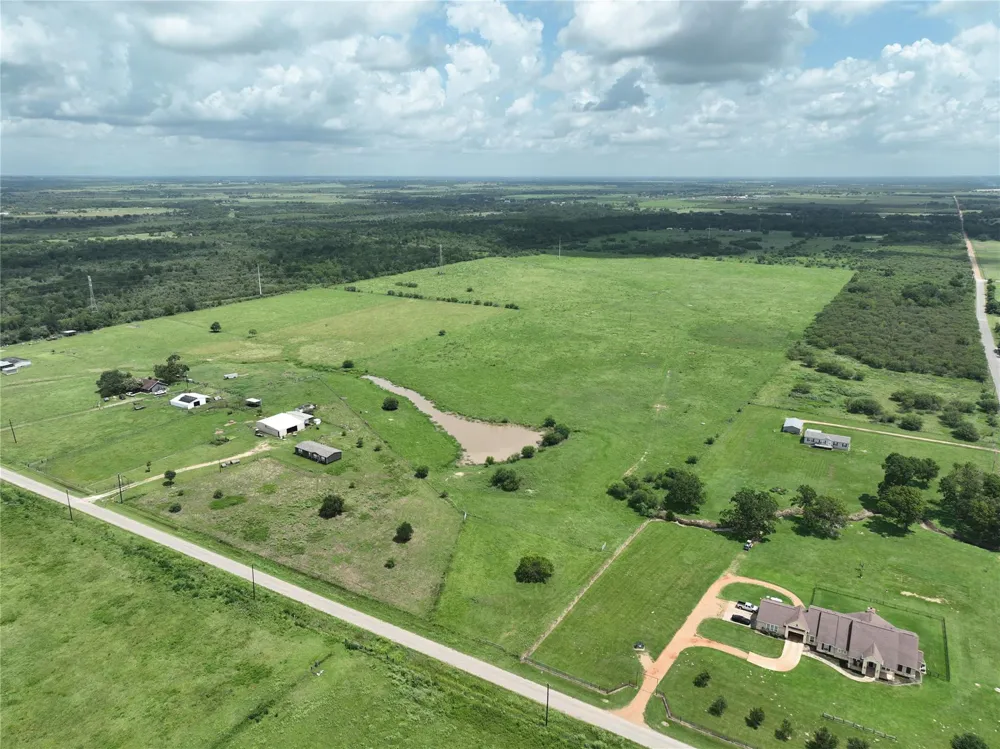 Lisa Mae Road Bellville, TX 77418