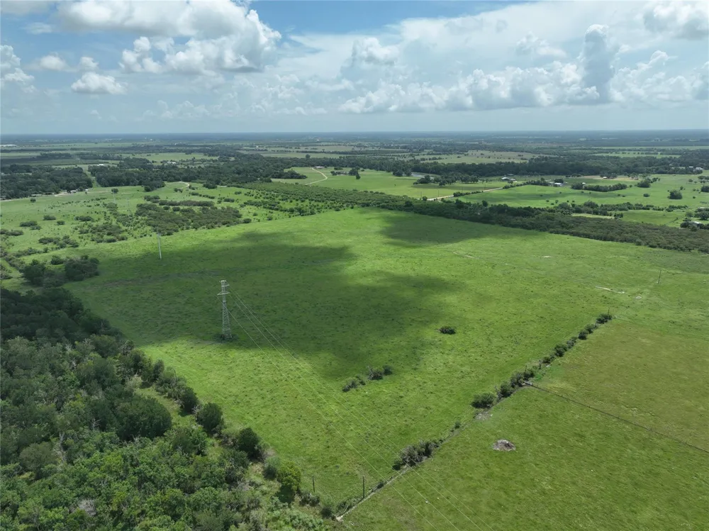Lisa Mae Road Bellville, TX 77418