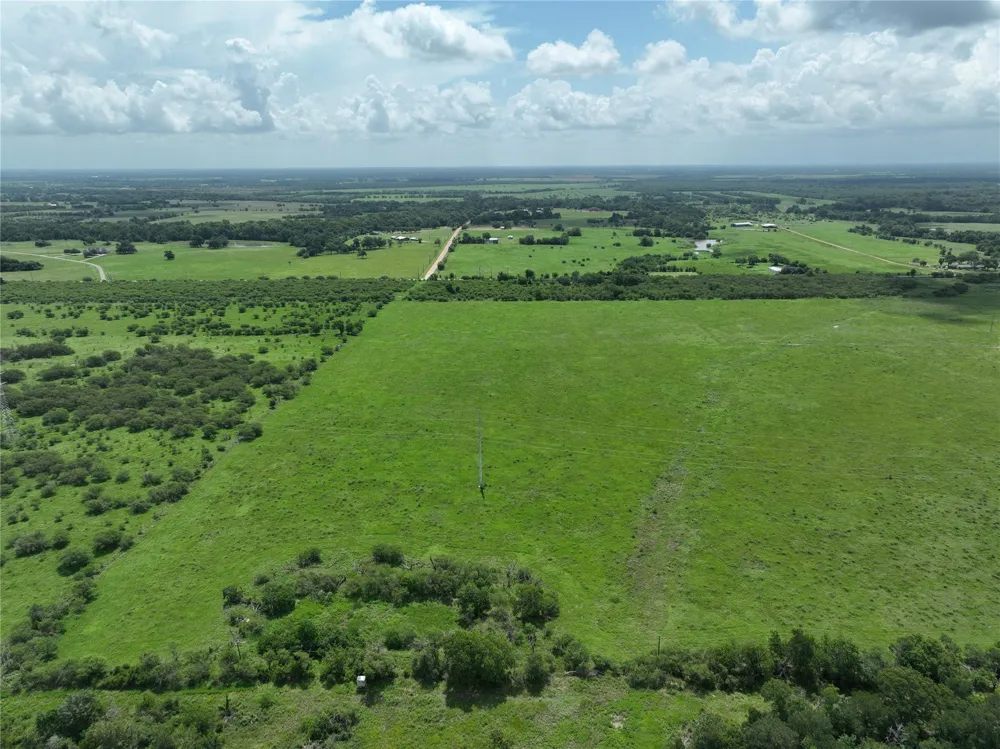 Lisa Mae Road Bellville, TX 77418