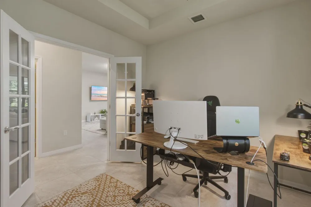 4601 Pinehurst Trail E Oakland Park, FL 33309