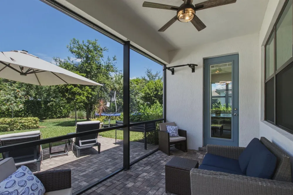 4601 Pinehurst Trail E Oakland Park, FL 33309