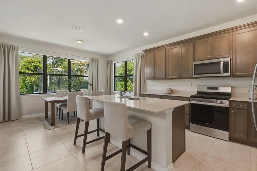 4601 Pinehurst Trail E Oakland Park, FL 33309