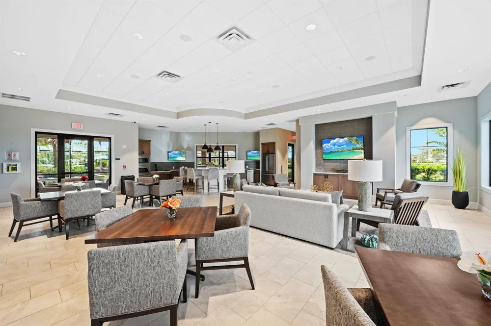 4601 Pinehurst Trail E Oakland Park, FL 33309