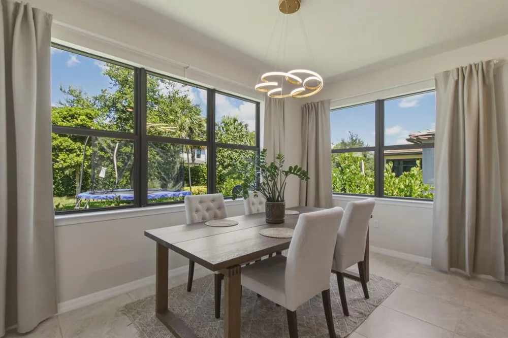 4601 Pinehurst Trail E Oakland Park, FL 33309