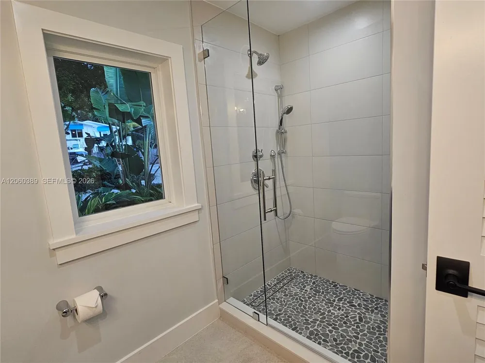 41 Sunset Rd Key Largo, FL 33037
