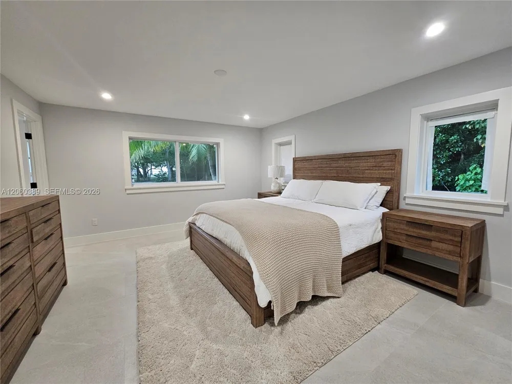 41 Sunset Rd Key Largo, FL 33037