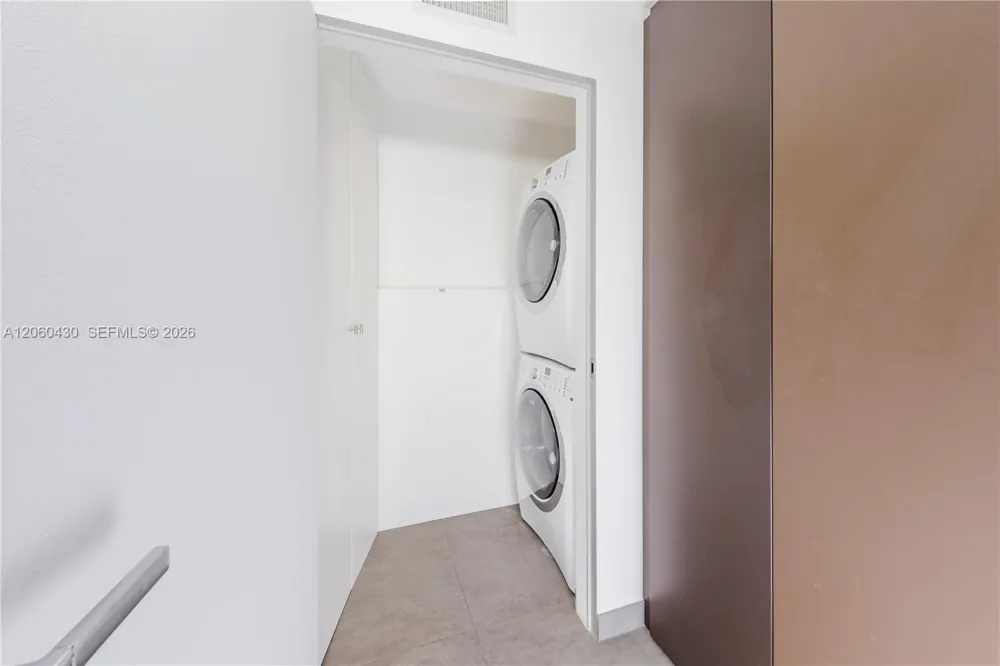 350 Ocean Dr #604N Key Biscayne, FL 33149