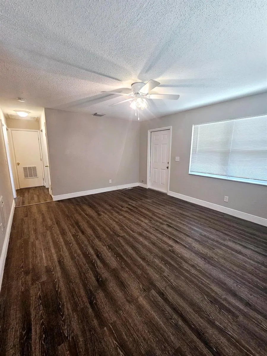 1556 W 20TH STREET Riviera Beach, FL 33404