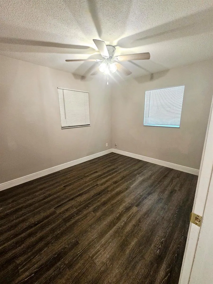1556 W 20TH STREET Riviera Beach, FL 33404