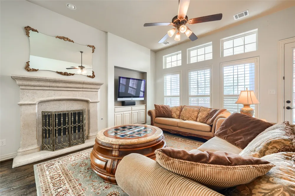 11317 Dujon Lane Dallas, TX 75218