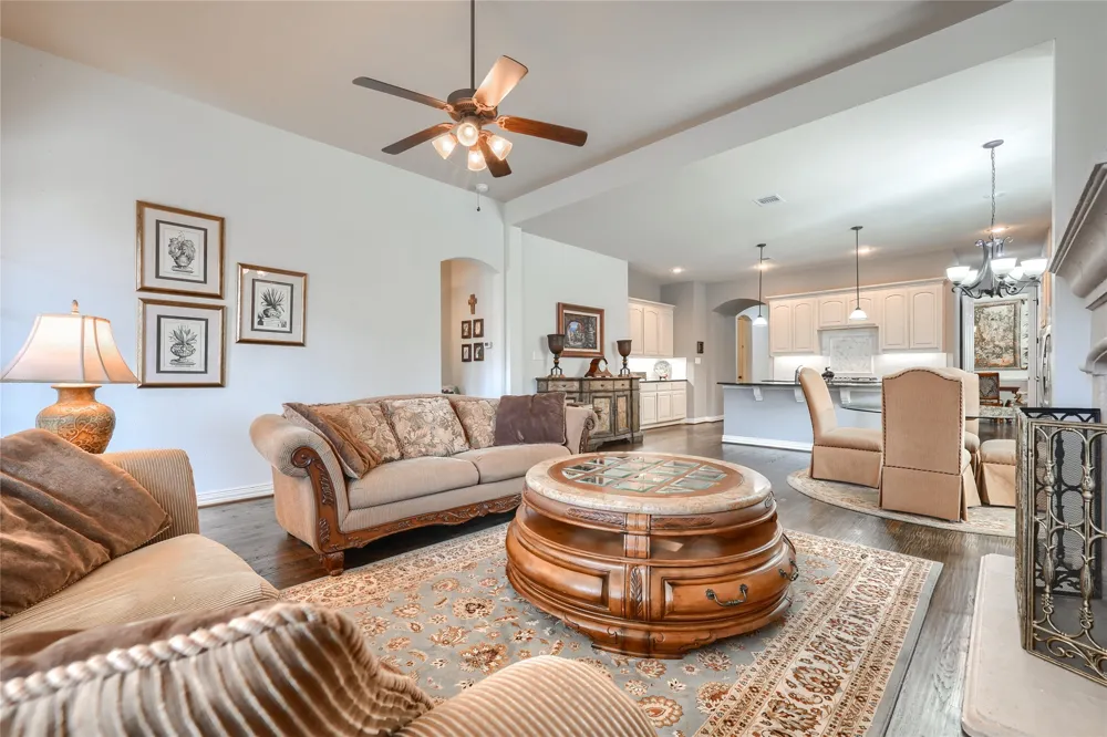 11317 Dujon Lane Dallas, TX 75218