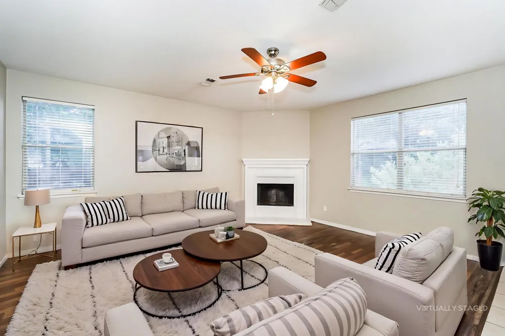 962 Heather Street Burleson, TX 76028