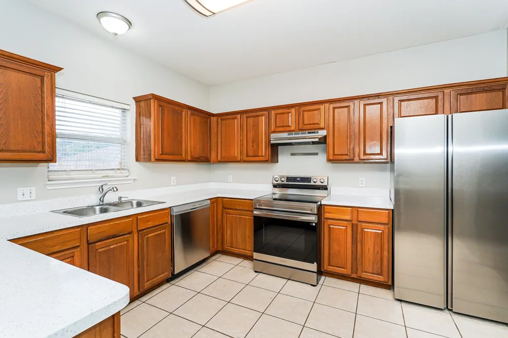962 Heather Street Burleson, TX 76028