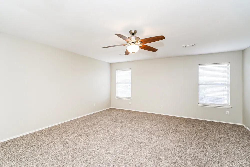 962 Heather Street Burleson, TX 76028