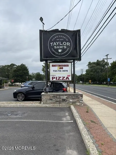 1643 Route 88