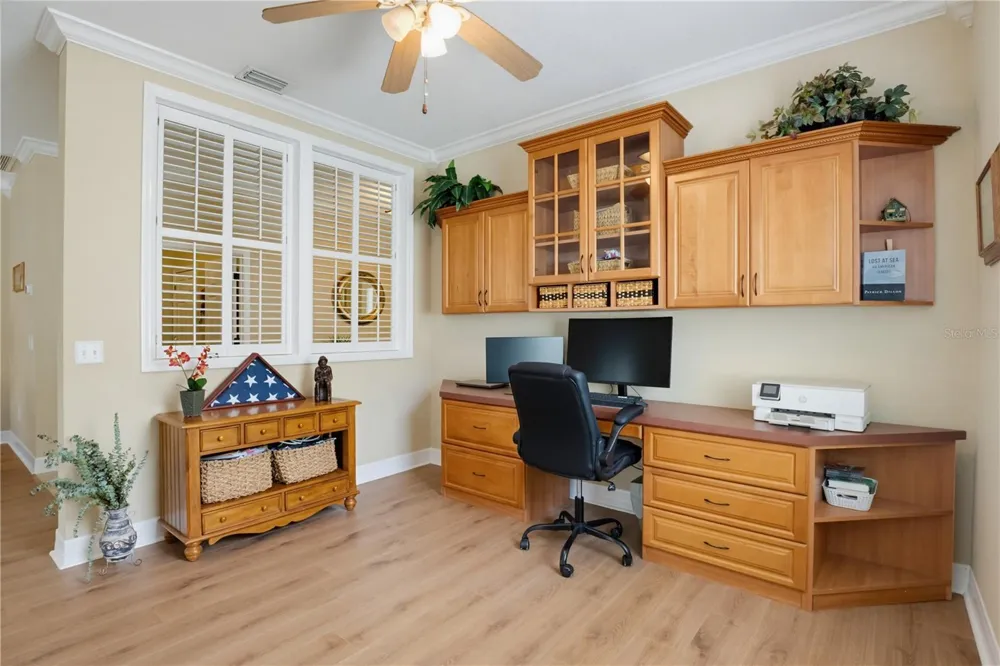 7155 SPIKERUSH COURT Bradenton, FL 34202