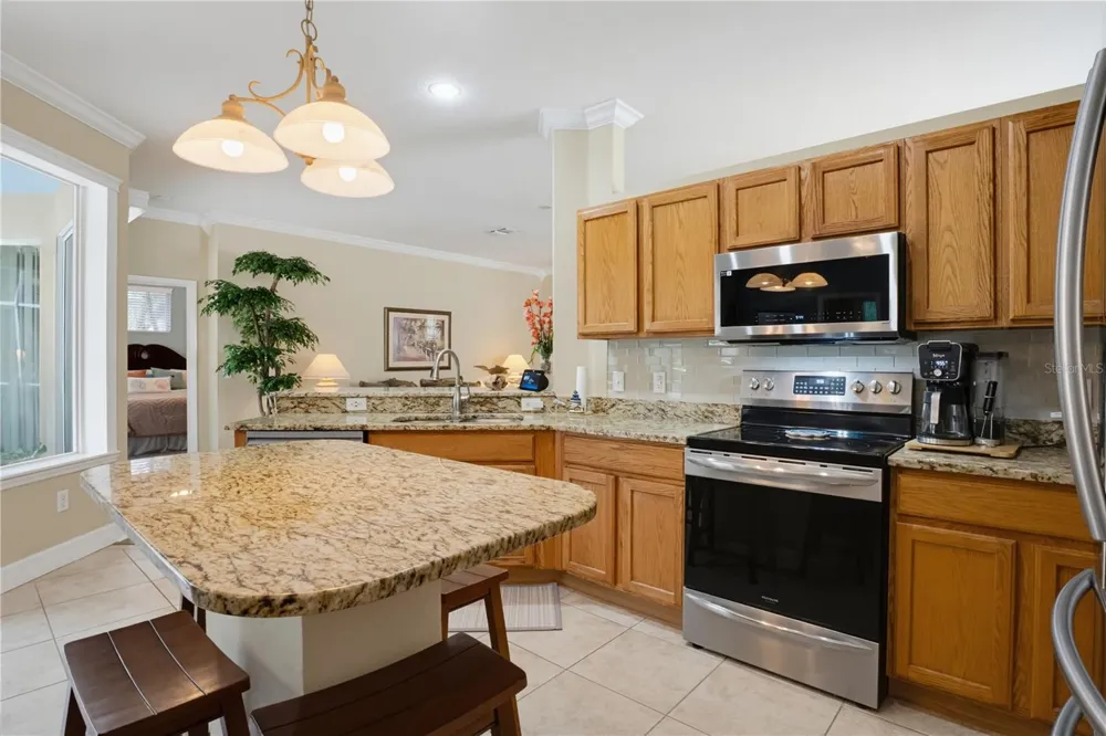 7155 SPIKERUSH COURT Bradenton, FL 34202
