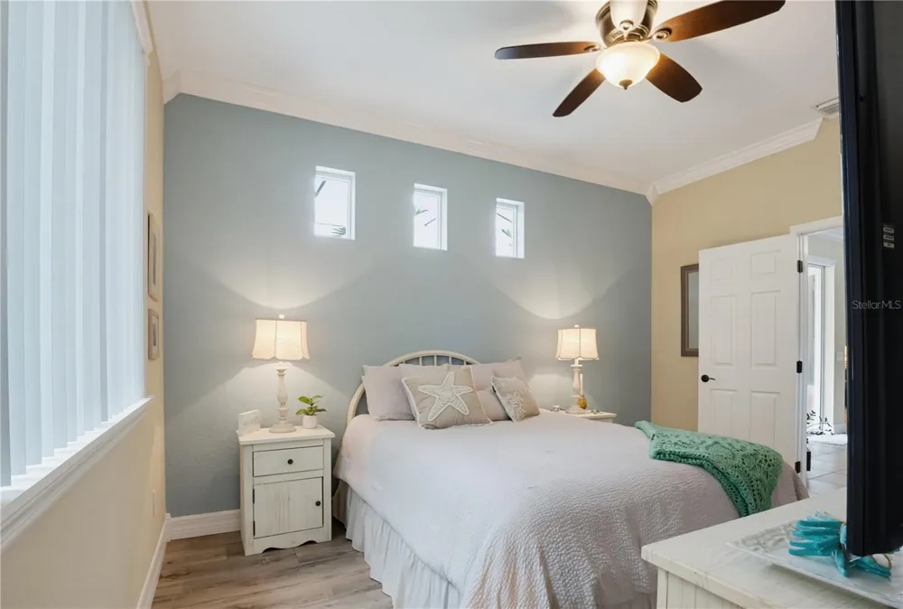 7155 SPIKERUSH COURT Bradenton, FL 34202